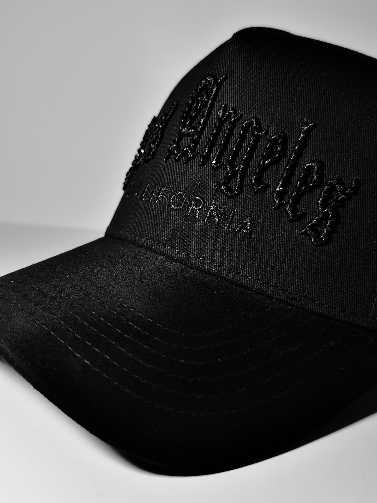 Los Angeles Total Black