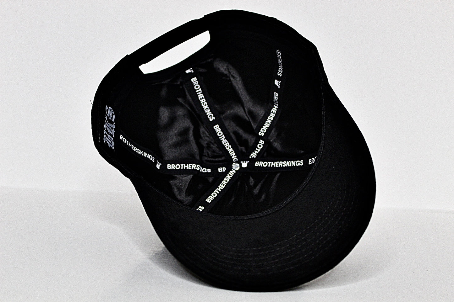 Los Angeles Total Black